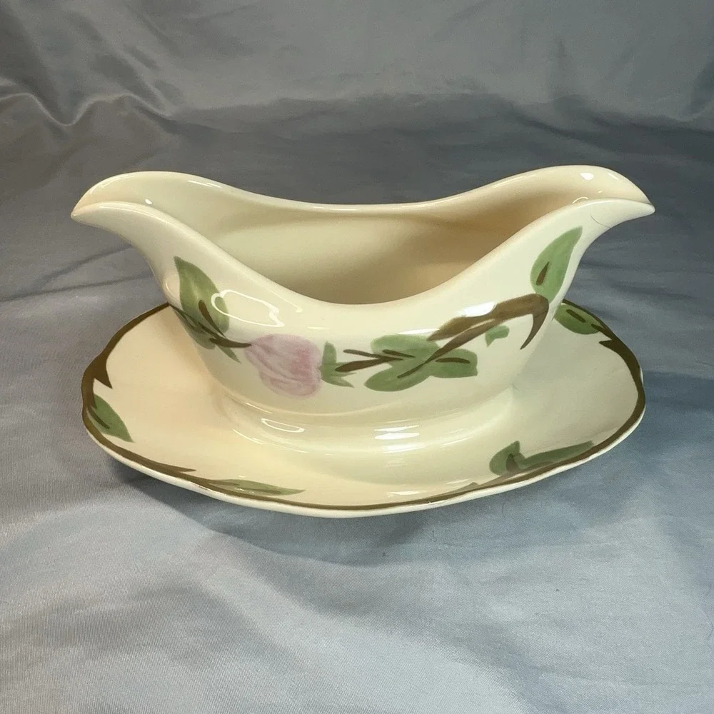 Franciscan Desert Rose Gravy Boat, Set of‎ Salt & Pepper Shakers, Relish Tray